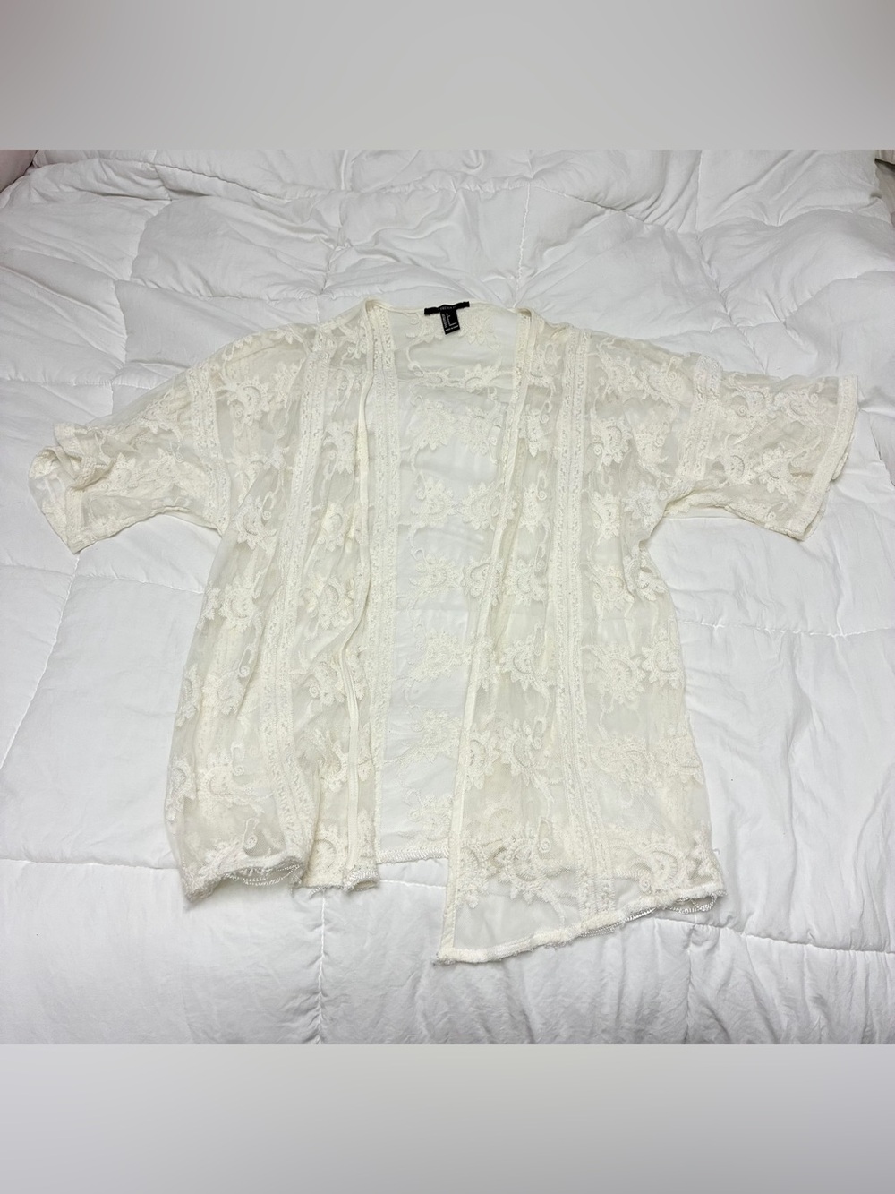 Forever 21 White Lace Kimono Cardigan